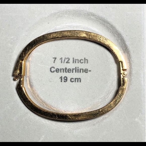 Authentic Swarovski crystal gold tone bangle bracelet - Picture 9 of 9